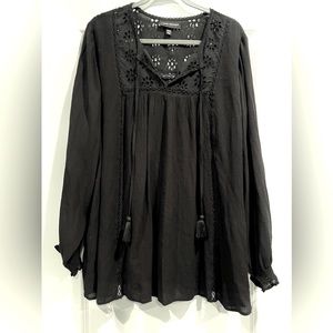 Lane Bryant Black Crochet-neck Peasant Blouse Plus Size 18/20